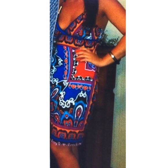 Cache Dress - Picture 3 of 5